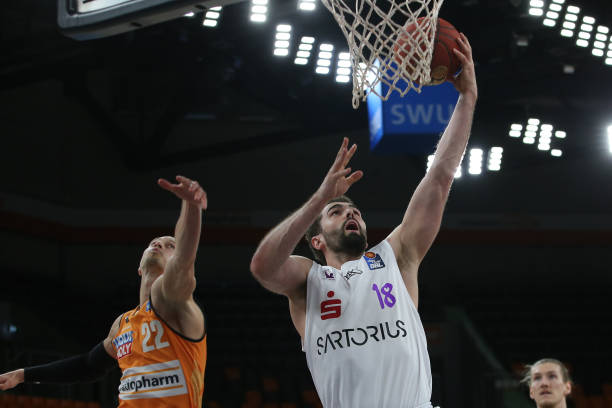 感到猝不及 感到猝不及