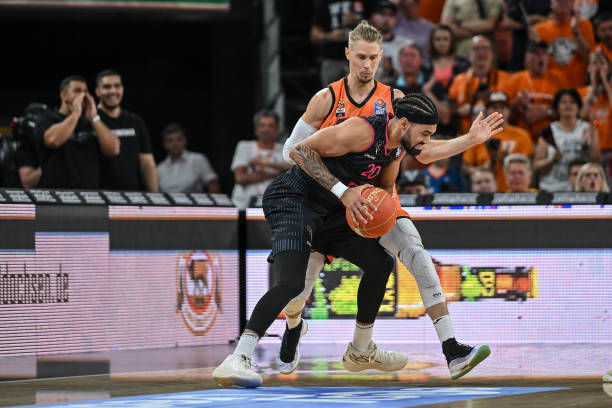 年龄常被视 年龄常被视